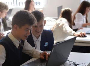 Школа не имеет права отстранять ученика от уроков из-за отсутствия формы