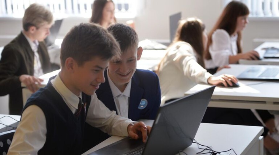 Школа не имеет права отстранять ученика от уроков из-за отсутствия формы