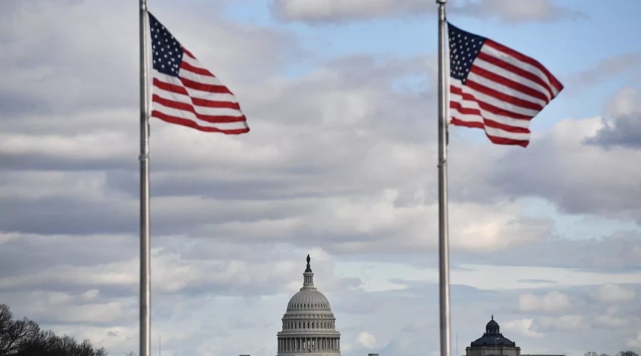 Власти США планируют выделить $2 млн клинике, занимающейся сменой пола у детей