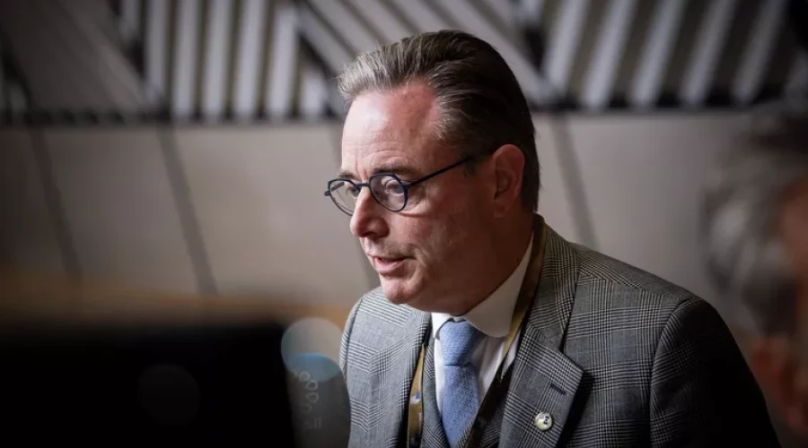 Де Вевер заявил, что ЕС в очень плохой ситуации из-за зависимости от США