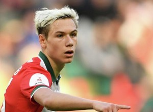Агент заявил об интересе к форварду Локомотива Батракову из Испании и Италии
