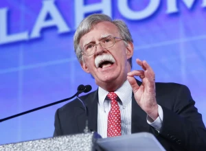 Экс-советник Болтон: планы Трампа по Венесуэле могут навредить компаниям в США