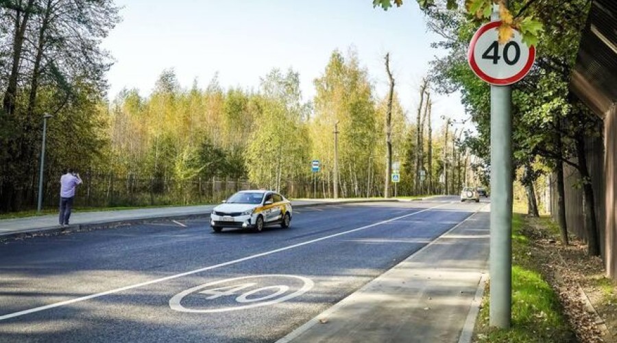 Специалисты Комплекса городского хозяйства полностью завершили благоустройство территории возле станции МЦД-4 Внуково