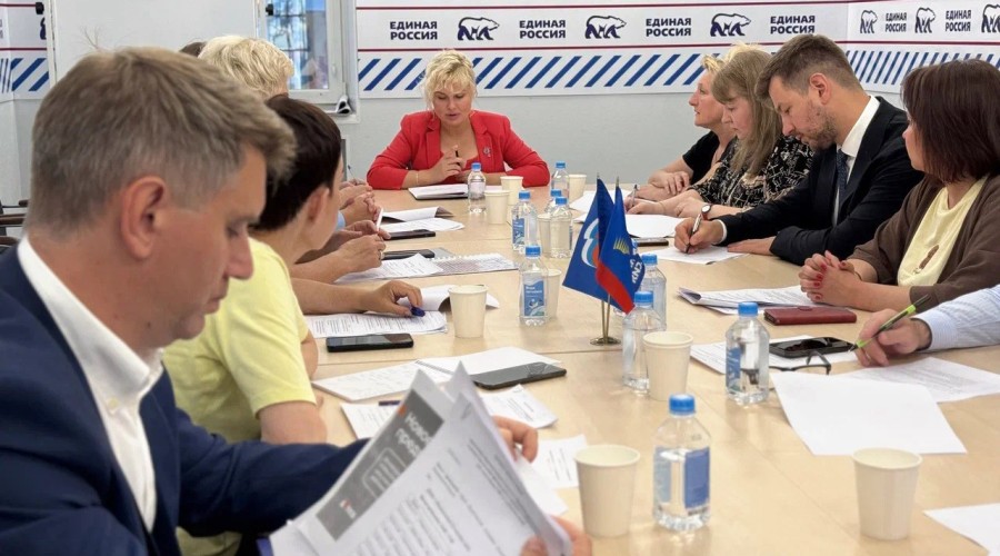 В Мурманске обсудили проведение образовательного курса «СВОй бизнес»