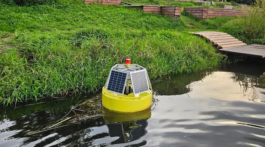 Прибор для измерения качества воды больше года впустую плавает в Москве-реке в Одинцовском округе