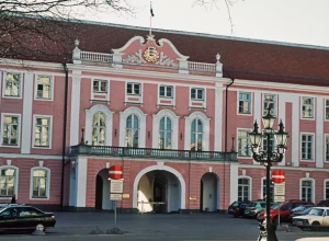 Эстонский парламент случайно отменил налоговый платеж на онлайн-казино