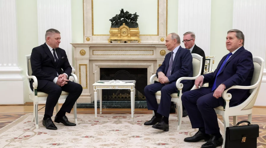 Путин и Фицо обсудили двусторонние отношения и вопросы энергетики