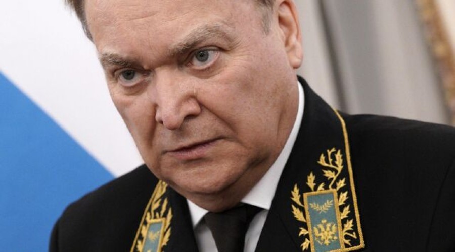 Антонов назвал угрозы США в адрес нефтегазовой отрасли России торгашеством