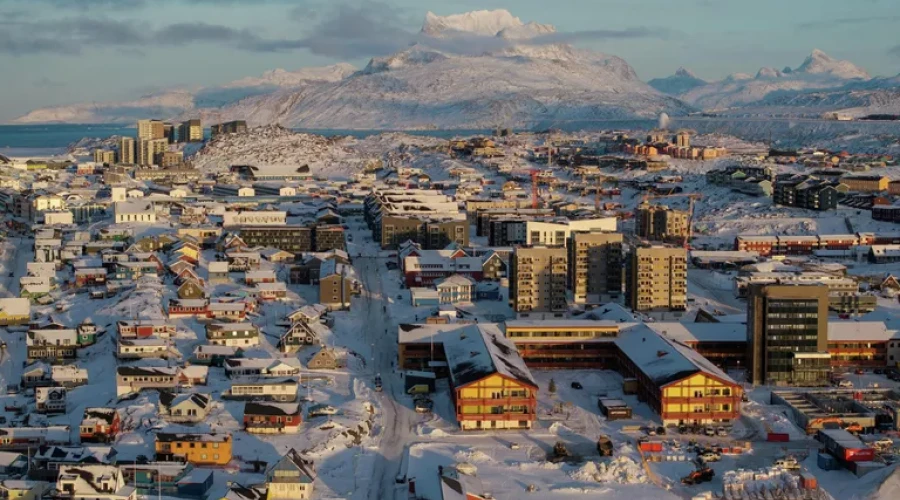 Мягков назвал маловероятным военное вмешательство США в Гренландию