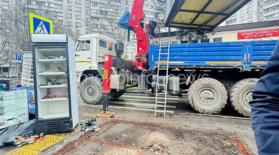 В Одинцово начали массово сносить табачные киоски на муниципальной земле