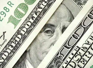 Доллар при Трампе обесценился почти на три процента