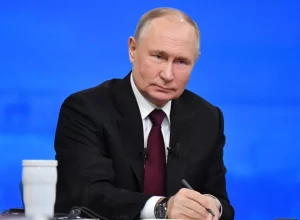 Число обращений на прямую линию Путина 19 декабря превысило 1,5 миллиона