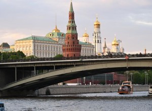 Песков назвал работу по меморандумам подготовкой встречи Путина и Зеленского