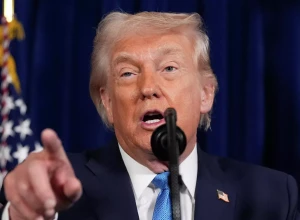 Трамп проведет встречу с руководителями 17 нефтяных компаний по Венесуэле