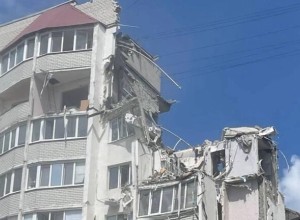 В 10-этажном жилом доме в Саратове прогремел взрыв
