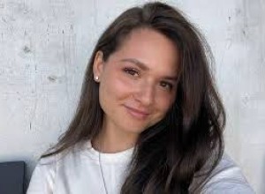 Мурманский педагог Анастасия Дробот вошла в число финалистов телешоу «Классная тема!» 