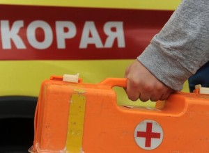 В Алуште грузовик раздавил легковой автомобиль с пассажирами