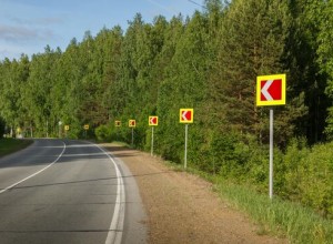 Более 10 тысяч знаков направления поворота установят на потенциально опасных участках 