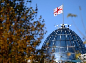 Правительство Грузии подаст в суд на четыре оппозиционные партии