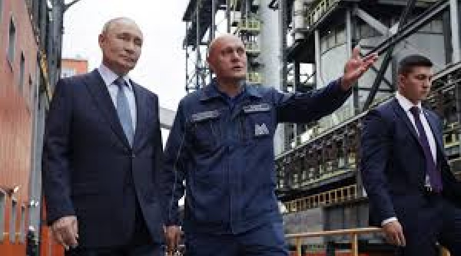 Путин пообщался с работниками Магнитогорского металлургического комбината