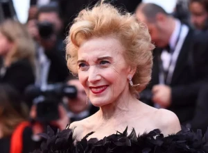 Снимавшаяся у Альмодовара испанская актриса Мариса Паредес умерла в 78 лет