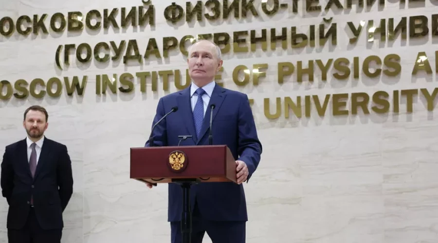 Владимир Путин открыл общежития в кампусе Кантиана в Калининграде