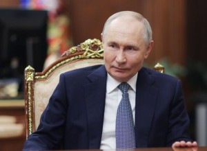 Молодым семьям в России нужно оказывать помощь