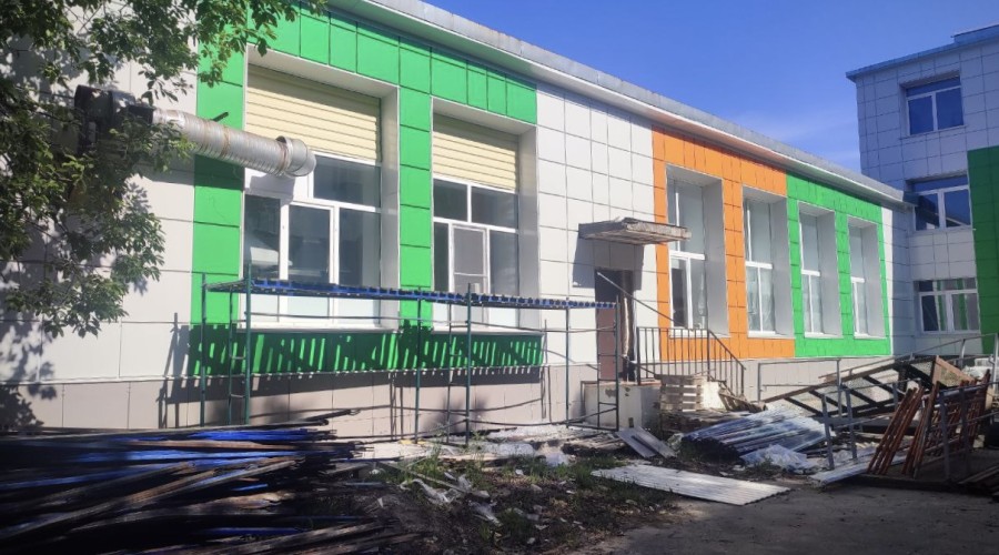 В Высоком и Протоках активно идёт капитальный ремонт школ