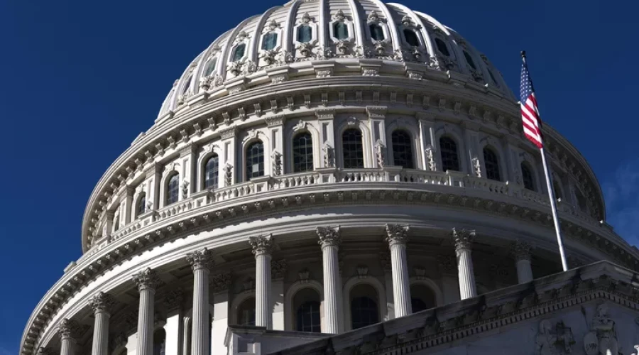 Сотрудник конгресса США украл 240 служебных телефонов на сумму $150 тыс