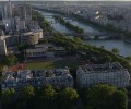 Река Сена в Париже впервые с 1923 года открылась для общественного купания
