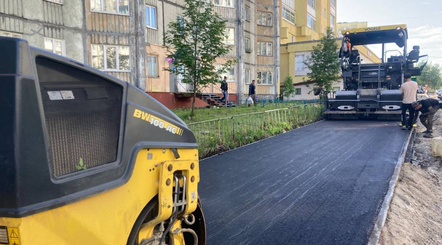 В муниципальных образованиях Мурманской области продолжается дорожная кампания