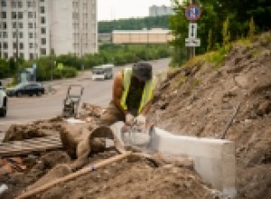 В Мурманске продолжаются дорожные работы
