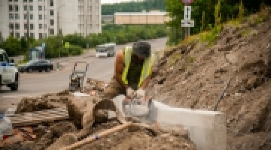 В Мурманске продолжаются дорожные работы