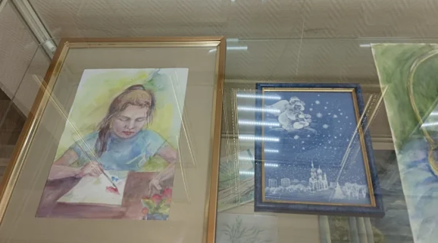 В Одинцово продолжает работу выставка Елены Трушниковой «Верность традиции»