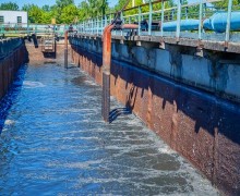 Жители Звенигорода страдают от запахов с разрушенных очистных сооружений