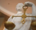 Суд обязал вернуть в Россию картину Мастерская, которую сняли с торгов
