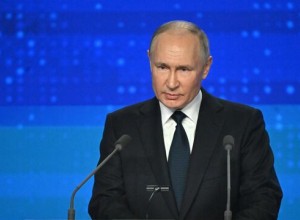 Путин поздравил парламентариев с 30-летием Федерального собрания