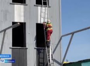 Чемпионат по пожарно-строевой подготовке прошел в Мурманске