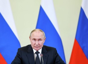 Путин поручил Цыбульскому обеспечить нужное состояние школ к 1 сентября