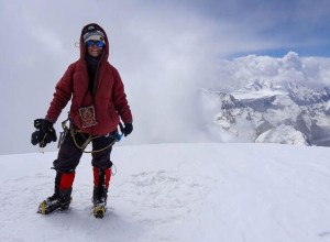 Греков заявил, что эвакуировать Наговицыну с пика Победы сейчас невозможно