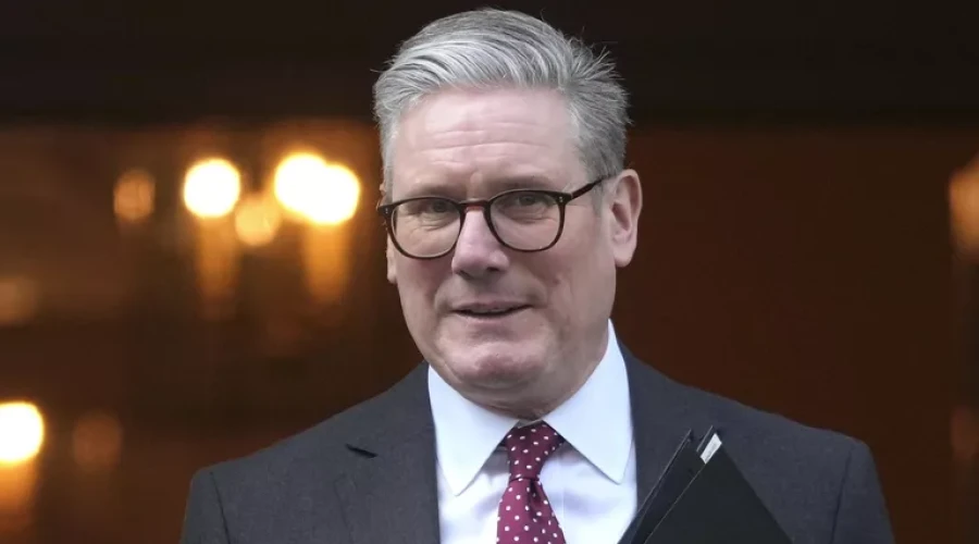 Sky News: половина британцев считают, что Стармера сместят с поста в 2026 г