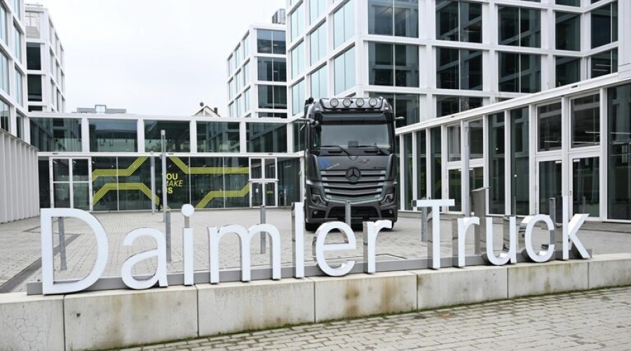 Daimler Truck планирует сократить около 5 тысяч рабочих мест в ФРГ к 2030 году