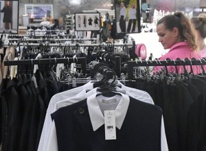 Минпросвещения на пресс-конференции представило новый стандарт школьной формы