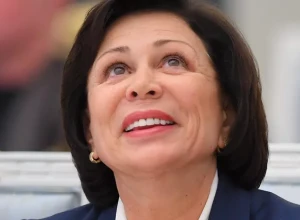 Роднина заявила, что не намерена прекращать общение с живущей в США дочерью